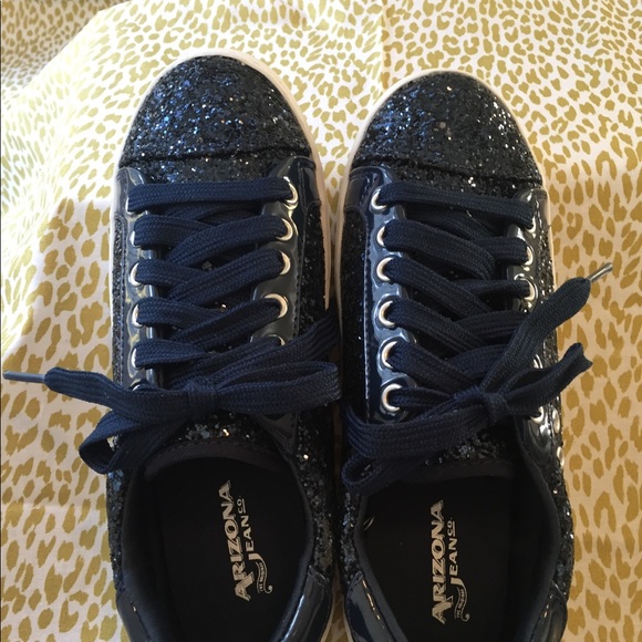 Navy glitter fish head sneakers - Picture 5 of 8